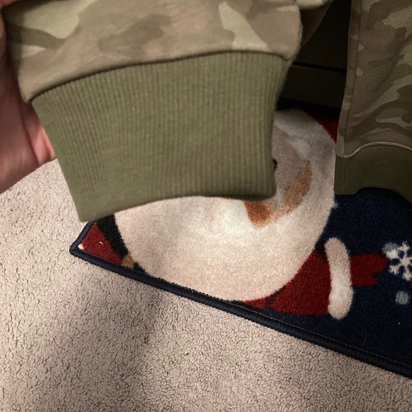 Reebok Mens XL Olive Green Camo Long Sleeve Pullover Crew Neck Sweatshirt NWOT - Picture 5 of 12